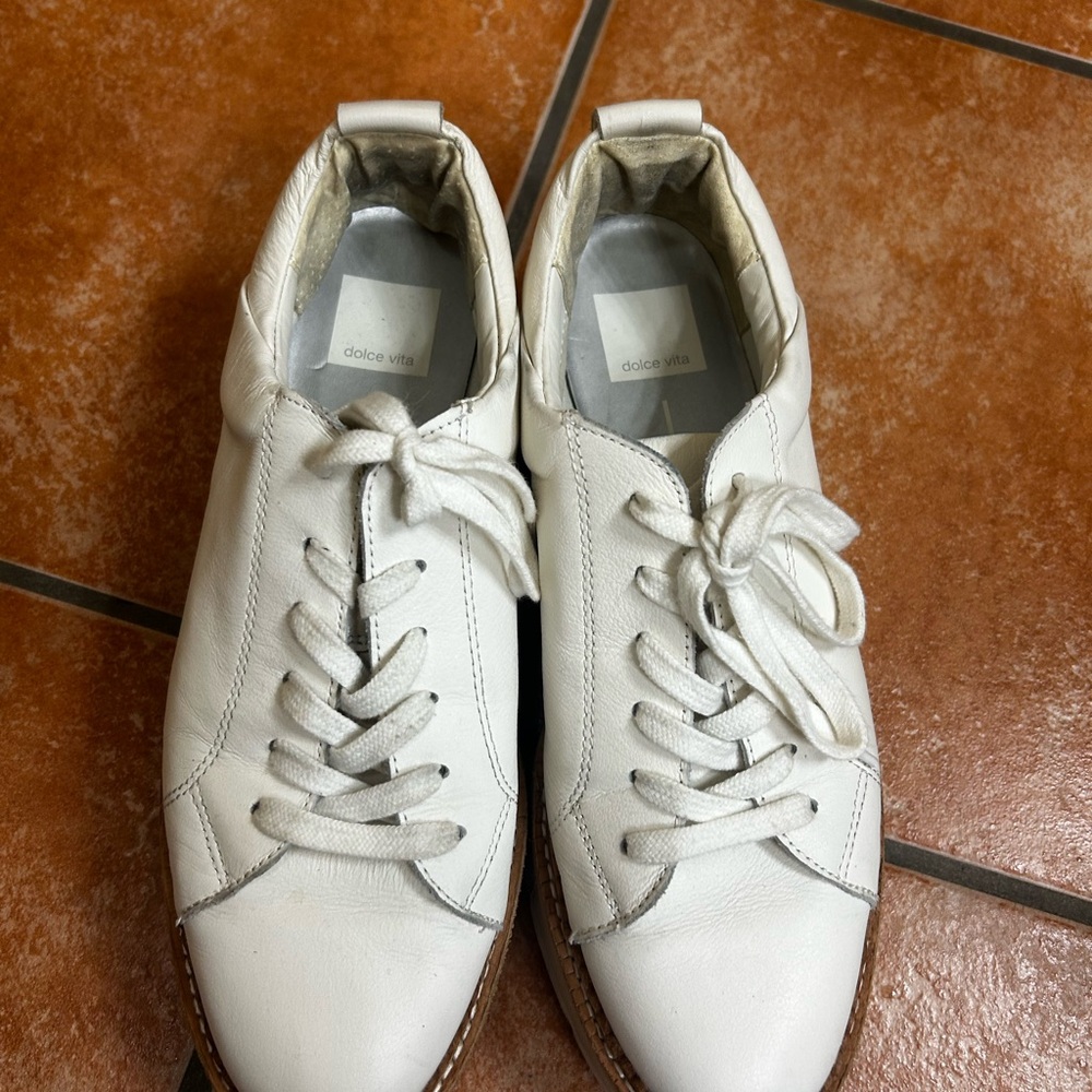 Dolce Vita Women's White Sneakers size 8.5 Bubble Platform
